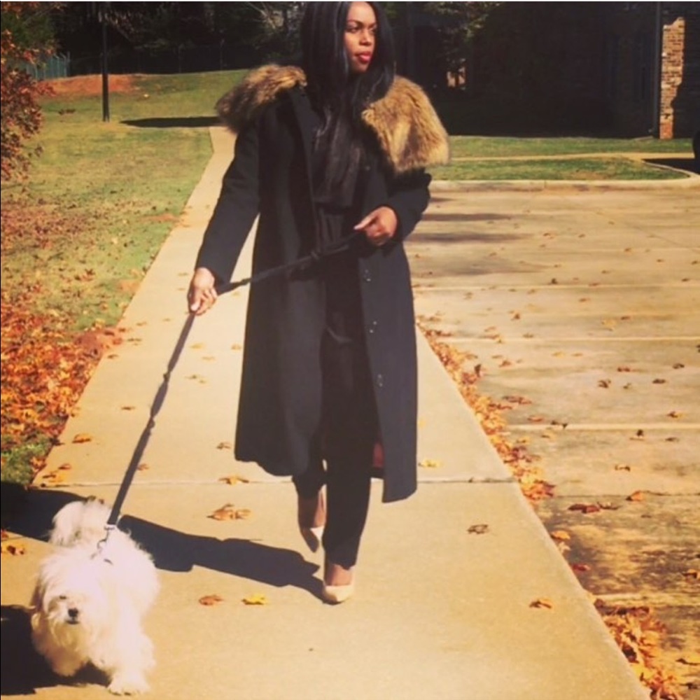 MEET YOUR POSHER💖 YOUTUBER >Towanda the Stylist - Picture 12 of 13